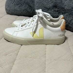 Veja Campo Shoes
